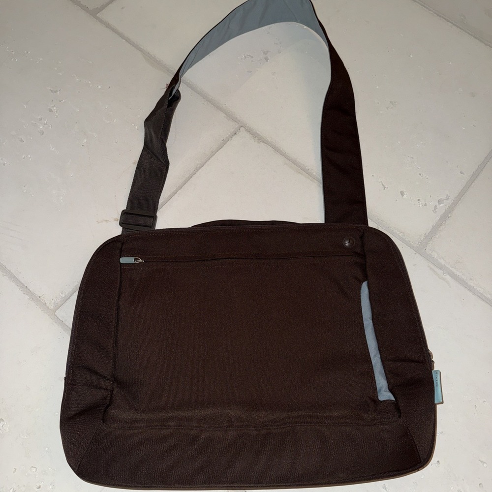 Belkin Laptop Shoulder Bag Brown/Teal Well Padded 18"x 13"